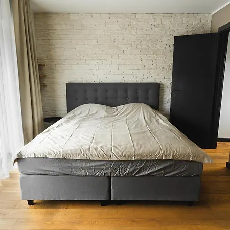 Raatuse Loft Apartamento Tartu